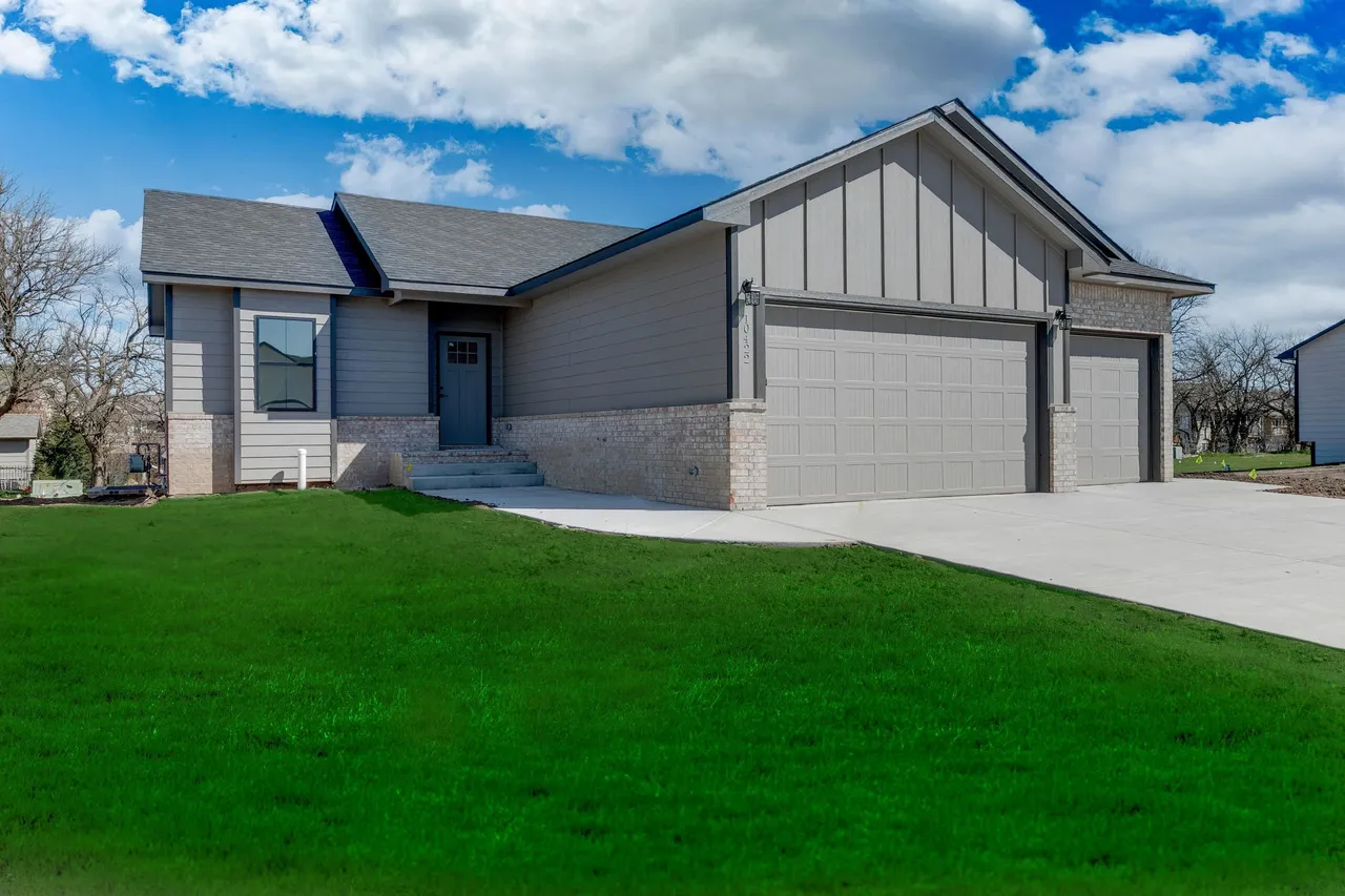 10422 West Graber Circle